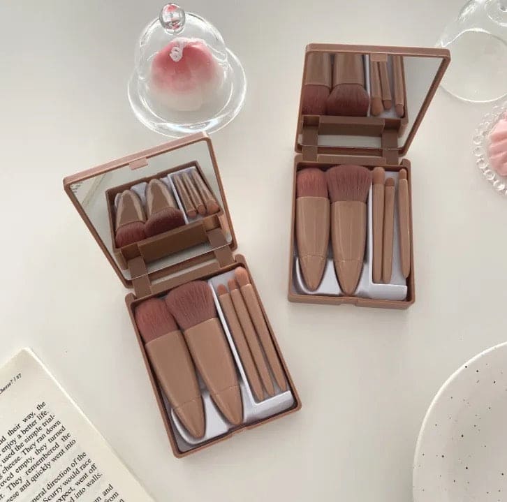 5 Pcs Mini Travel Makeup Brush Set, Portable Makeup Brush Box With Mirror, Giant Soft Loose Powder Blush Eye Shadow Cosmetic Brushes, Mini Makeup Brush, Reusable Artificial Fibers Eyeshadow Beauty Makeup Brush, Portable Blush Brush, Concealer Brush
