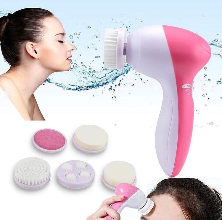5 In 1 Beauty  Facial Massager, Multifuctional Beauty Care Kit, Pore Cleaner with 5 Brush Heads for Acne, Blackheads & Dead Skin