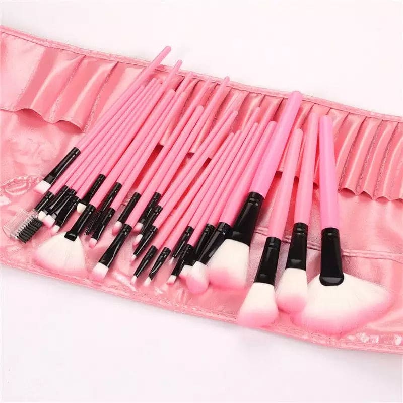 Set Of 24 Makeup Brush Set, Professional Beauty Makeup Brush Sets, Wooden Handle Makeup Brushes, Eye Blending Makeup Brushes with Bag