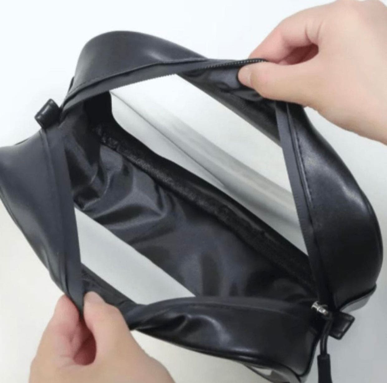 Portable Dual Chain Wash Bag, Travel Friendly Clear Makeup Storage Washbag, Large Waterproof Cosmetics Bag, Travel Translucent Makeup Organizer