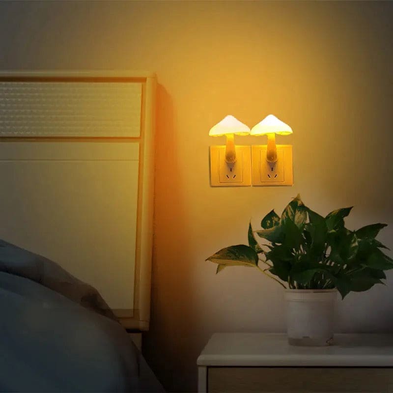 Mushroom Socket Night Light, Light Control Sensor Bedroom Light, Mushroom Wall Socket Lamp, Automatic Sensor Bedroom Decor Wall Lamps For Kid Room, Mini Bedside Socket Lamp, Electric Plug Warm White Light