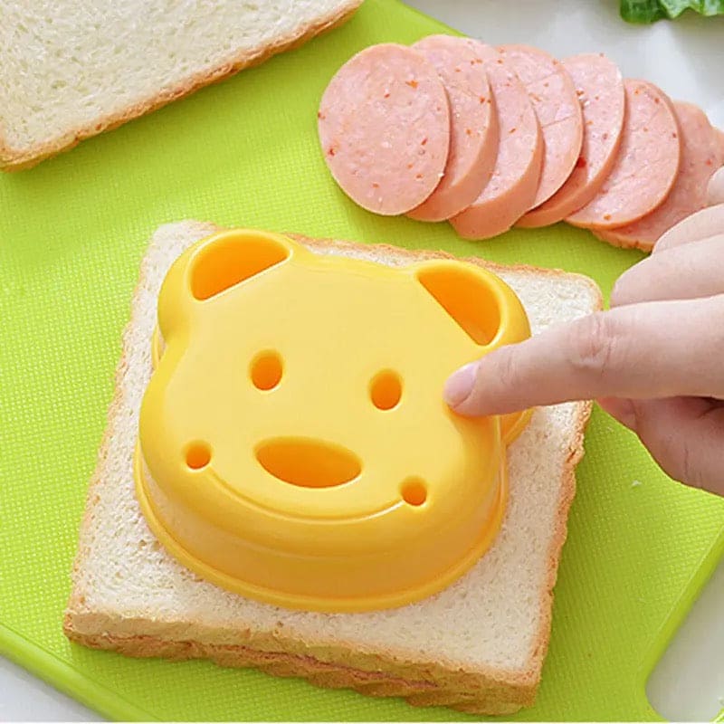 Bear Sandwich Cutter, Portable Sandwich Press Bread Mold, Bear Shape Cake Mold, Bread Biscuit Embosser Cake Tool, Toast Bread Making Cutter, Cute Baking Pastry Tool, Household Bear Sandwich Mold