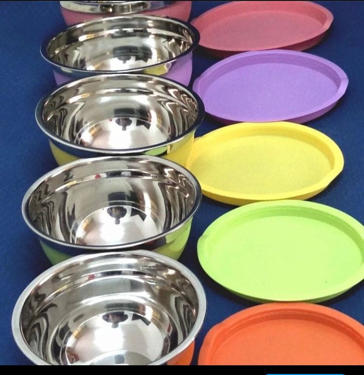 Set Of 5 Colorful Stainless Steel Bowl With Lids, Salad Mixing Bowl Set, Food Cooking Bowl Set, Stackable Nesting Mixing Bowls with Airtight Lids, Kitchen Washing Storage Container, Steel Lunch Box