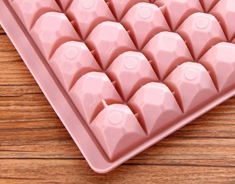 96 Grids Plastic Fruit Ice Cube Tray, Creative Small Ice Cube Square Shape Mold, Easy Release Mini Ice Cube Tray