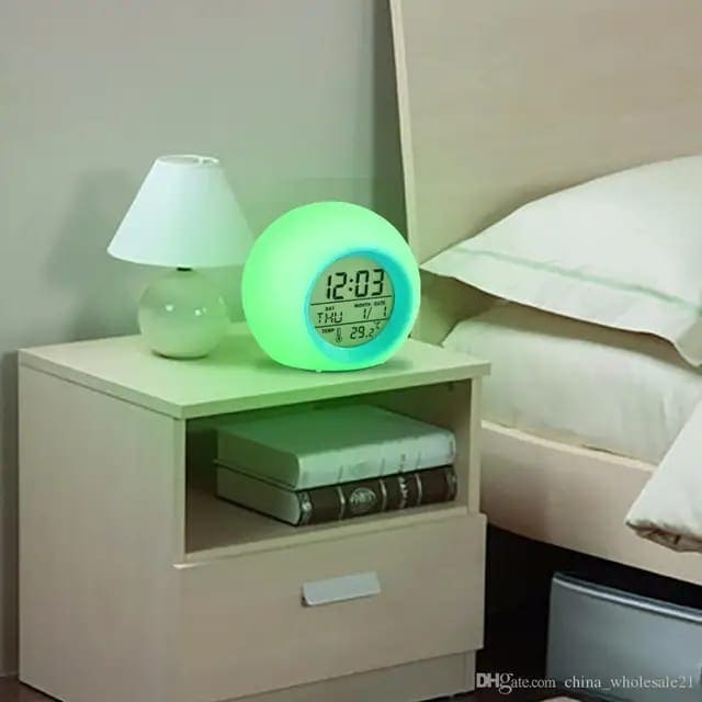 Cute Kids Digital Alarm Clock, 7 Color Alarm Clock, Cute Wake Up Timer Alarm Clock, Touch Control Digital Clock,  Colors Change Night Glowing Digital Alarm Clock, Natural Sounds Table Watch, Round Snooze Led Alarm Clock