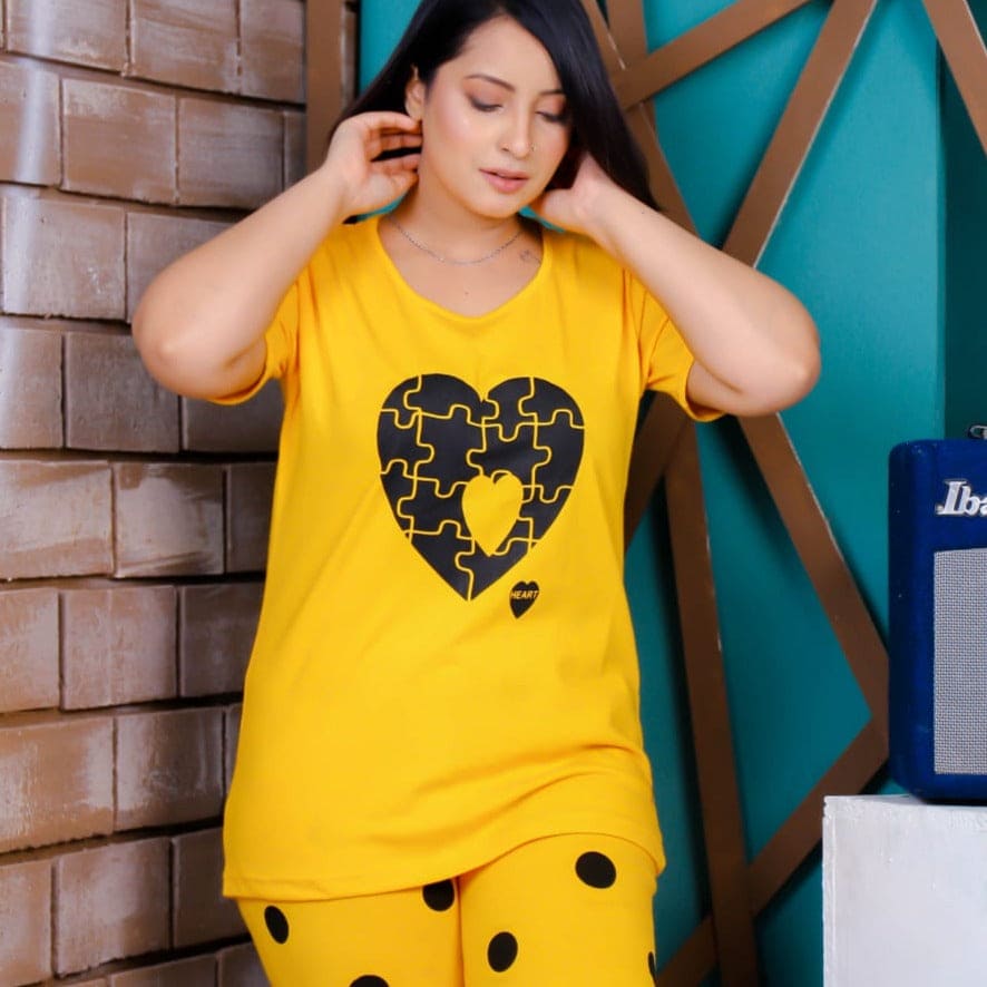 Polka Dots Heart Print Half Sleeves Nightsuit For Women