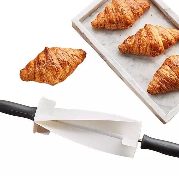 Croissant Cutter, Plastic Croissant Molding Tool, Bread Rolling Dough Cutter