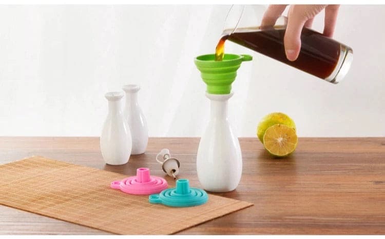 Flexible Silicone Foldable Kitchen Funnel, Liquid Oil Hopper Tool Kitchen Funnels for Bottle Liquid Transfer