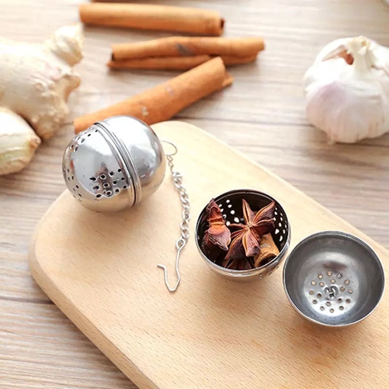 Stainless Steel Ball Filter Kitchen Gadget, Spice, Herb,Tea and Seasoning Filter Ball with Hanging Hook, Ball Tea Infuser Mesh Filter