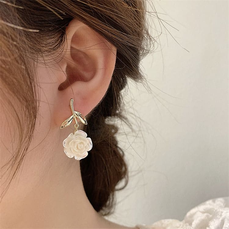 High Quality Flower Style Earrings, Luxury White Camellia Flower Dangle Earrings, Asymmetric Flower Leaf Earrings, Temperament Simple Versatile Earrings Female Jewelry