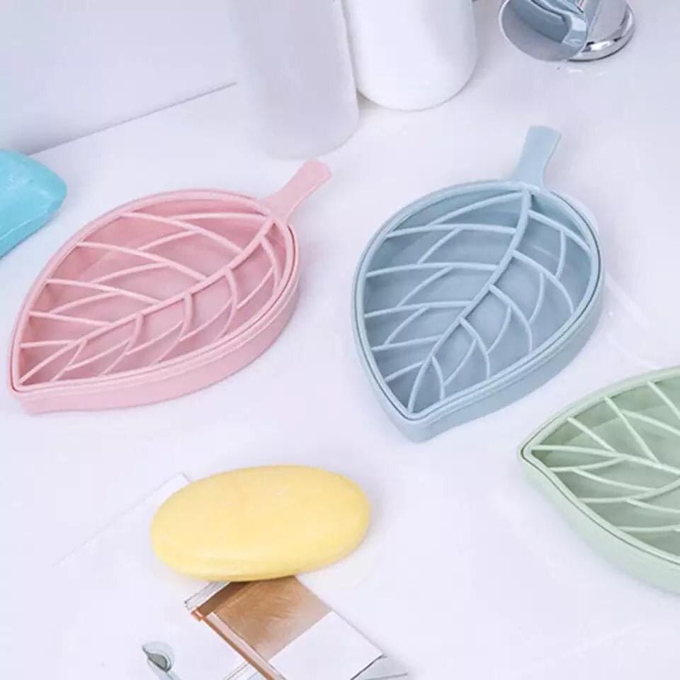 Leaf Shaped Soap Holder With Draining Tray, Soap Box With Dish Storage Plate