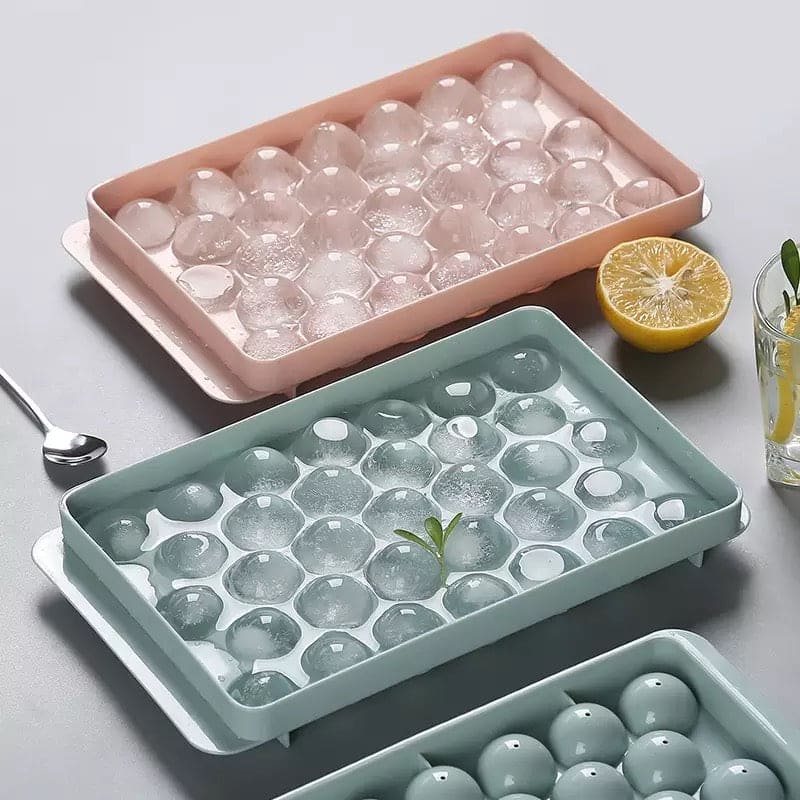 Honeycomb Ice Cube Mold, Round Ice Tray With Lid, 33 Grids Plastic Refrigerator Spherical Ice Box, Large Round Ice Ball Maker, Summer Plastic Large Ice Cube Mold, Ball Shaped Mold for Wine Drinks