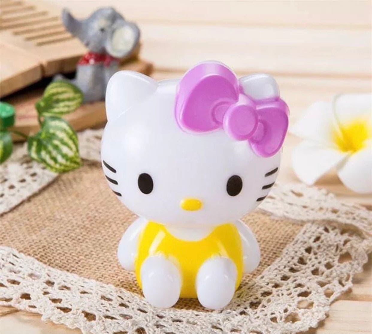 Hello Kitty Night Light, Cartoon Kitty Modeling Tri  Color LED Night Light, Eye Protection Plug Lamp