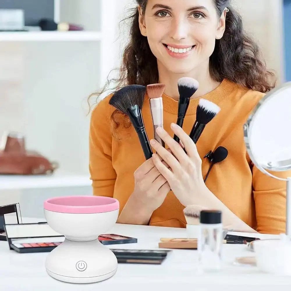 Automatic Cosmetic Brush Cleaner, Electric Makeup Brush Cleaner, Portable ABS Silicone Makeup Brush Bowl Washing Tool, Auto Clean Quick Spin Dry Makeup Brush Cleaner
