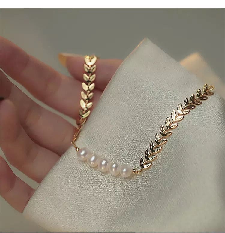 Creative Design Leaf Shape Gold Color Chain Pearl Stainless steel Charm Bracelet, Natural Fresh Water Irregular Pearl Fashion ECO Brass Chain Simple Bracelet, Creative Design Sense Leaf Shape Golden Chain,  Pearl Stainless Steel Charm Bracelet