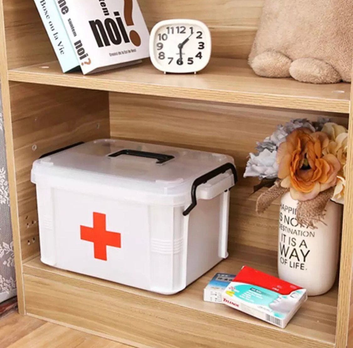 Portable First Aid Kit Emergency Box, Family Medicine Box/Family Emergency Kit Storage Box, Multifunctional Medicine Box, Multi-Layer Plastic Medicine Box, Medicine Storage Organizer, Black Handle Emergency Box