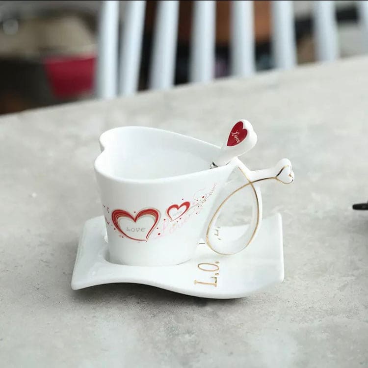 180ML Ceramic Creative Heart-shaped Couple Mug, Cute Ceramic Coffee Set With Handle And Spoon, Camping Ceramic Coffee Mug