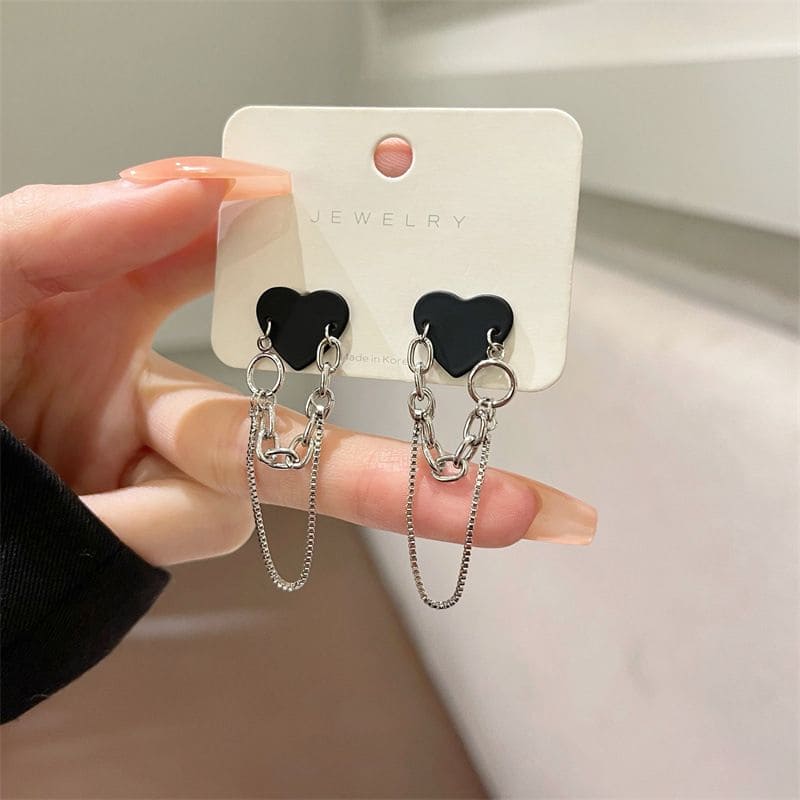Silver Black Heart Earrings, Hip Hop Black Heart Tassel Chain Earrings, Vintage Black Heart Shape Earrings, Hi Hop Cool Girl Earrings