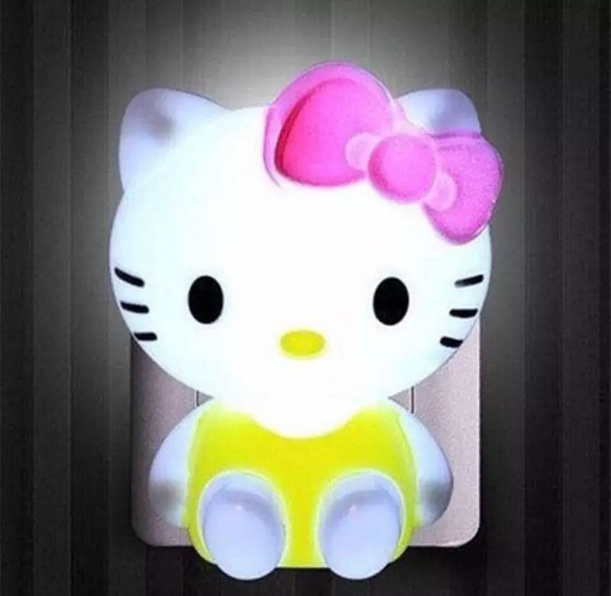 Hello Kitty Night Light, Cartoon Kitty Modeling Tri- Color LED Night Light, Eye Protection Plug Lamp