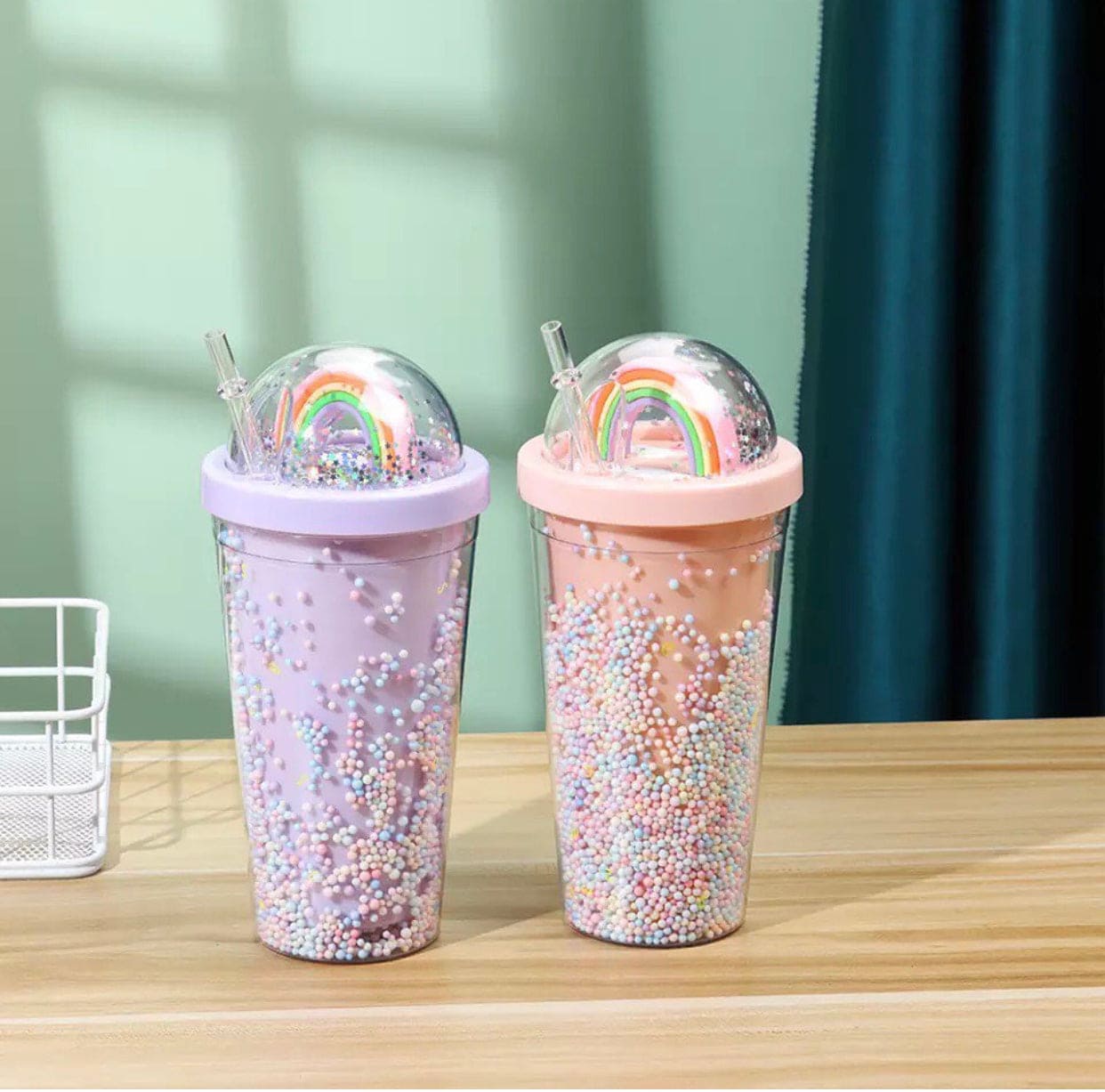 New Creative Rainbow Plastic Large Capacity Water Glass, Summer Plastic Mug With Straw And Lid
